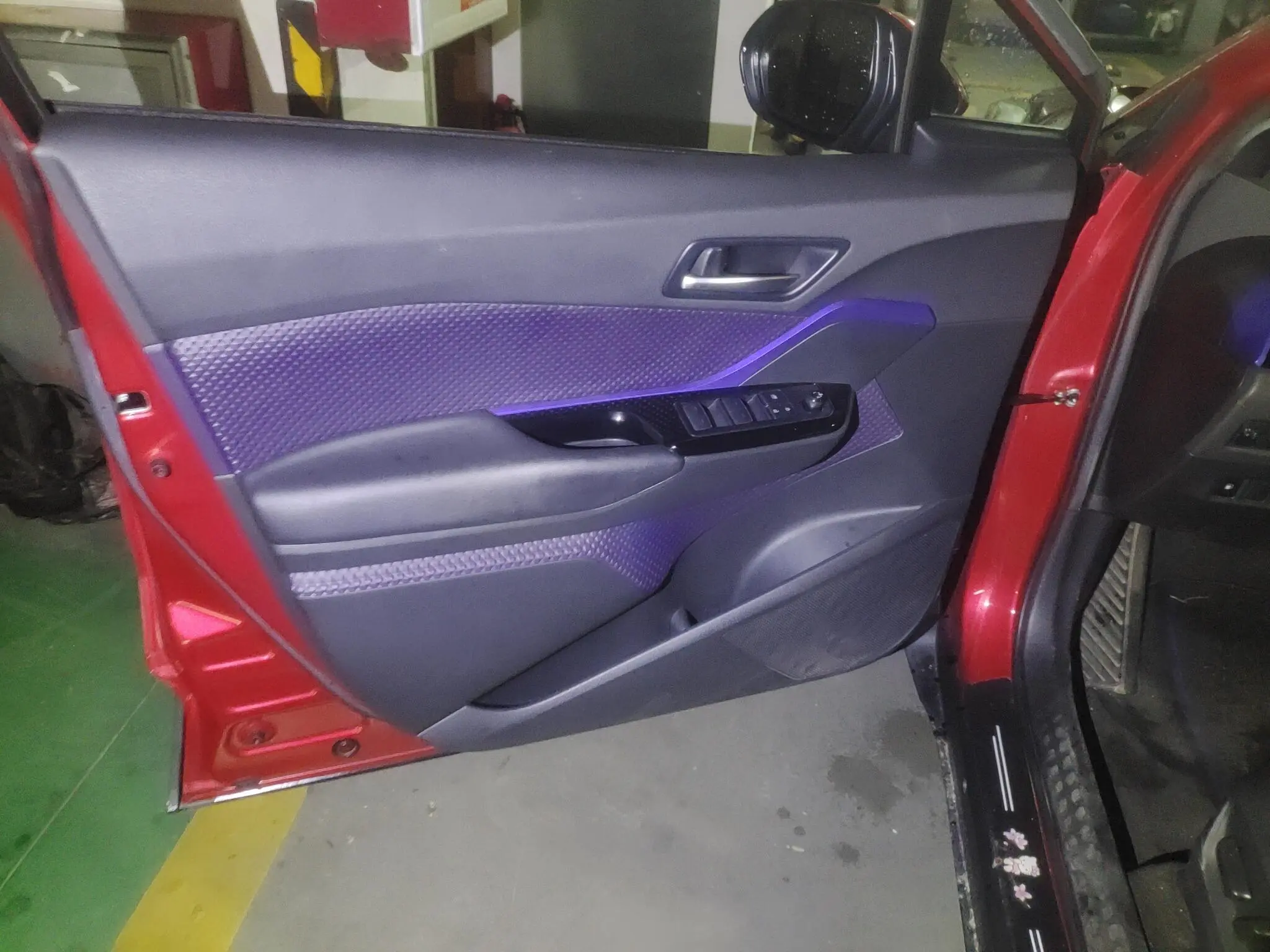 TOYOTA Toyota C-HR 2.0L Leading version