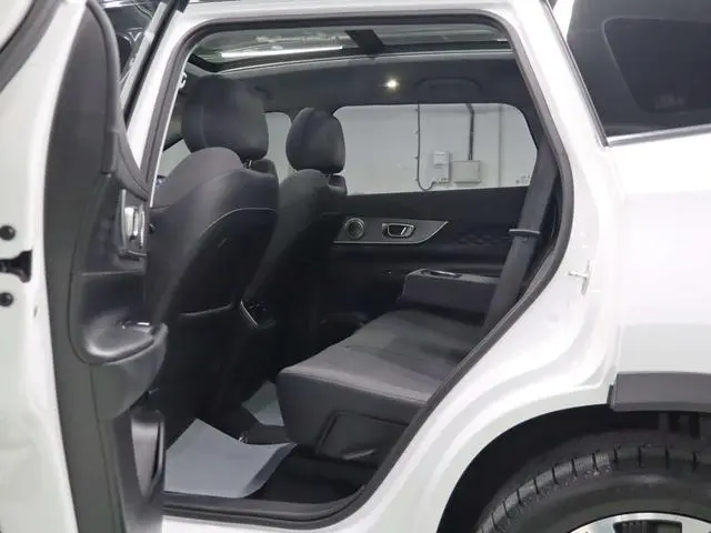 Chery Fengyun Fengyun T8 1.5T 130km Deluxe Edition