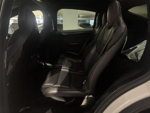 Tesla Model X 75D