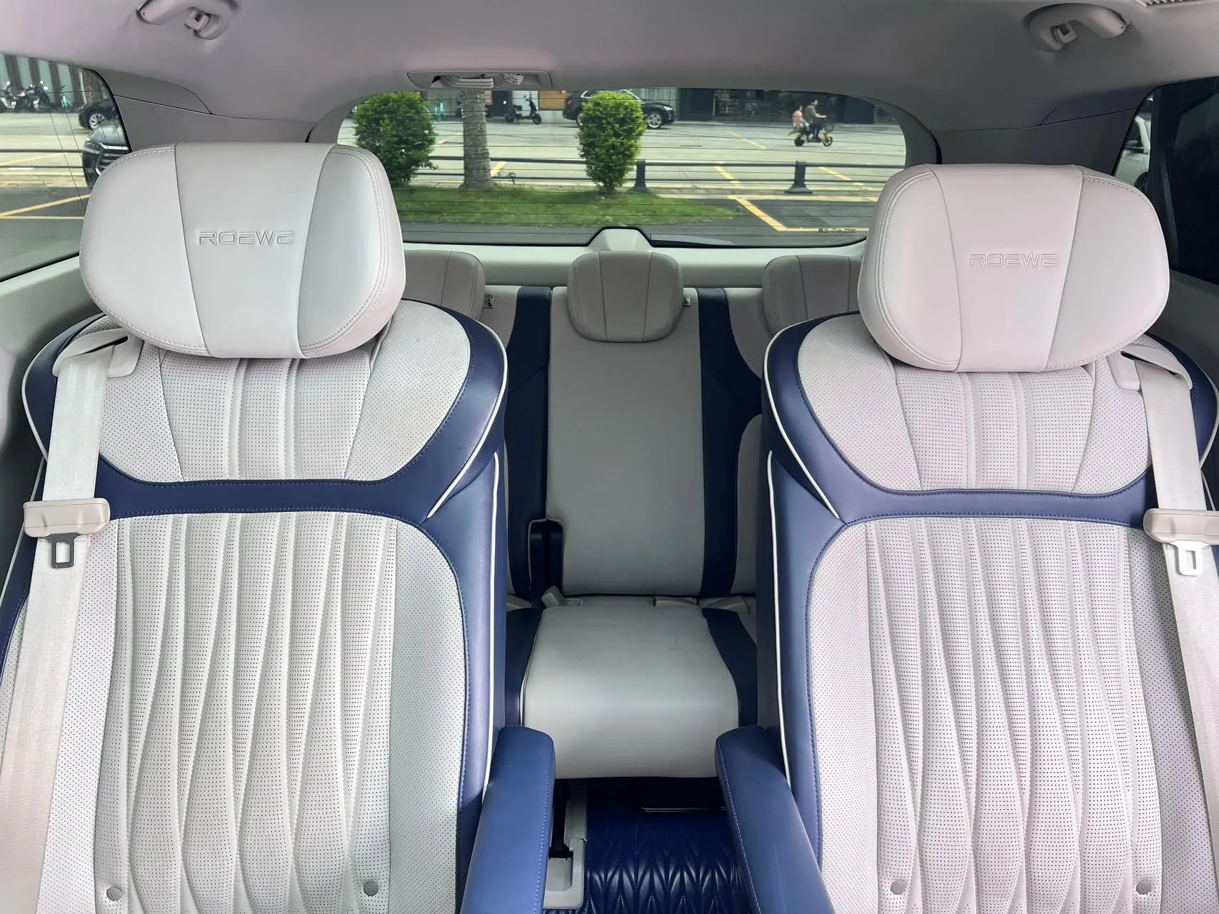 Roewe Roewe iMAX8 400TGI Supreme Series Extreme Edition