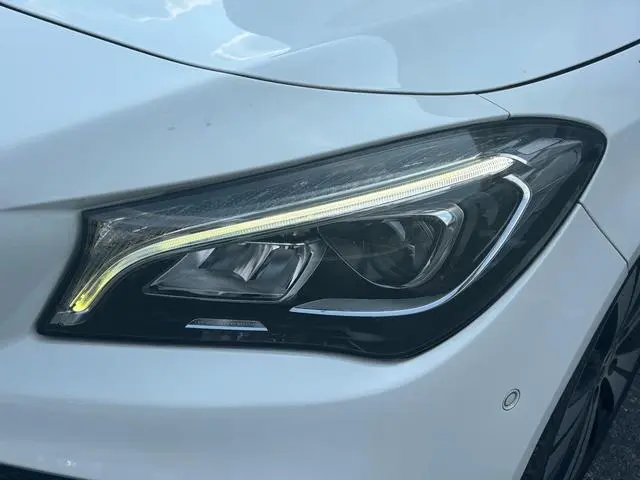 Mercedes-Benz Mercedes-Benz CLA CLA 200 fashion type