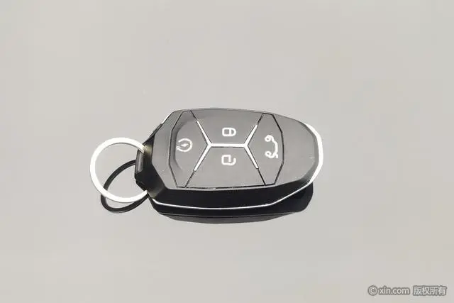 LYNK & CO Lynk 03 1.5TD DCT Champion Edition