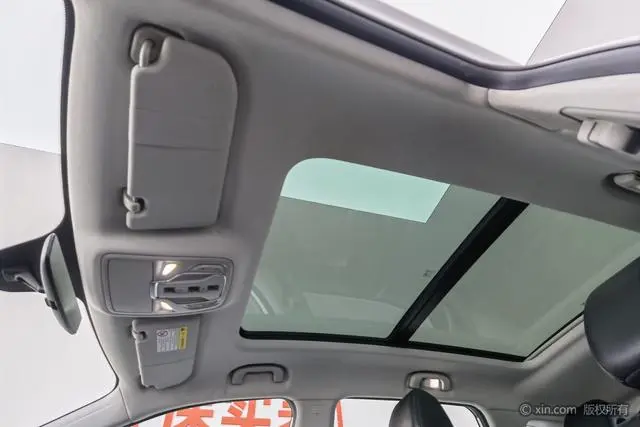 Roewe Roewe RX5 PLUS 300TGI Automatic Transmission National Tide Deluxe Edition