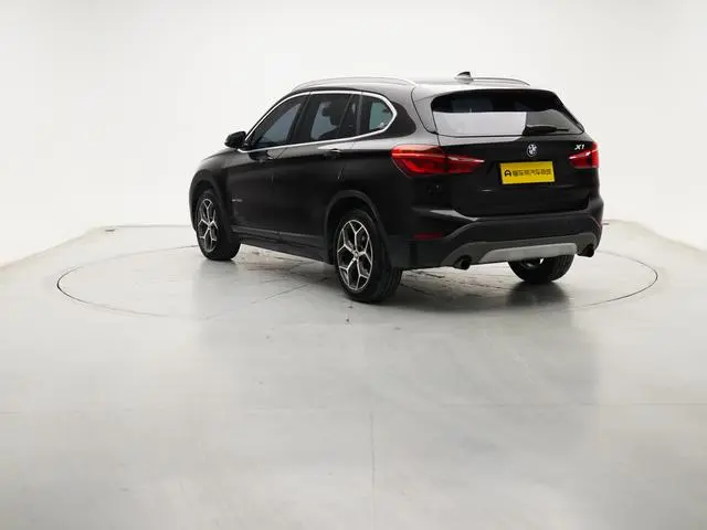 BMW BMW X1 sDrive20Li Luxury