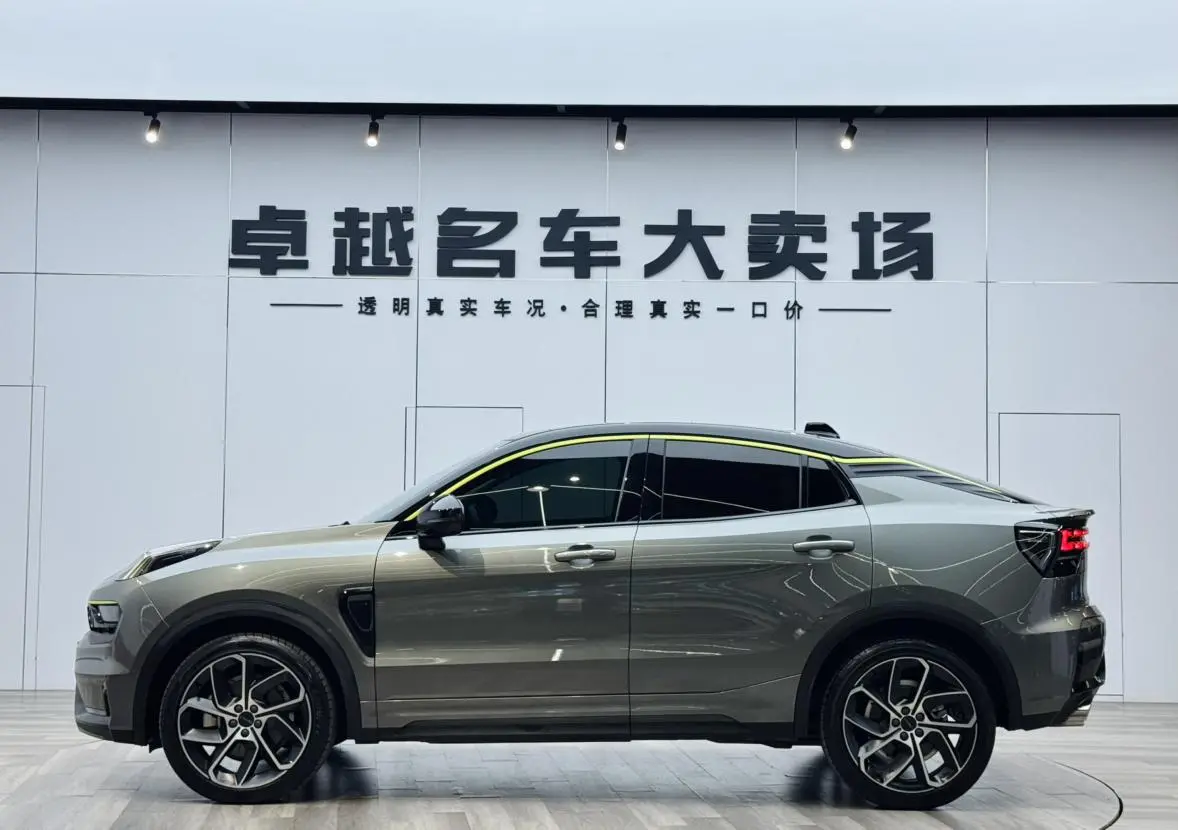 LYNK & CO Lynk 05 2.0TD two-wheel drive Halo