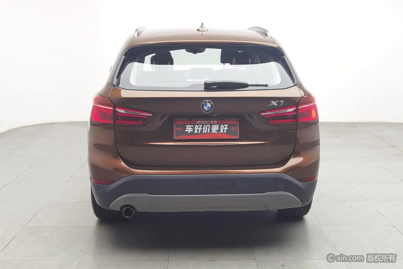 BMW BMW X1 sDrive18Li fashion type