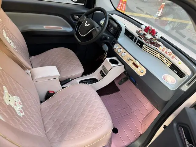 Wuling Wuling Hongguang MINIEV Macaron Premium Lithium Iron Phosphate