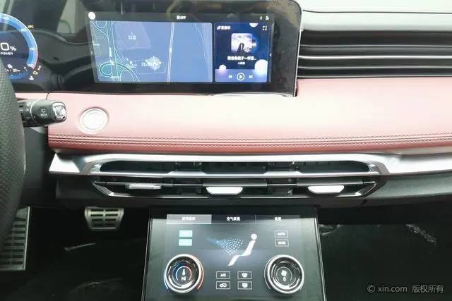 Chery Jetour Jietu X70 C-DM 1.5TD DHT Voyage EDITION PRO