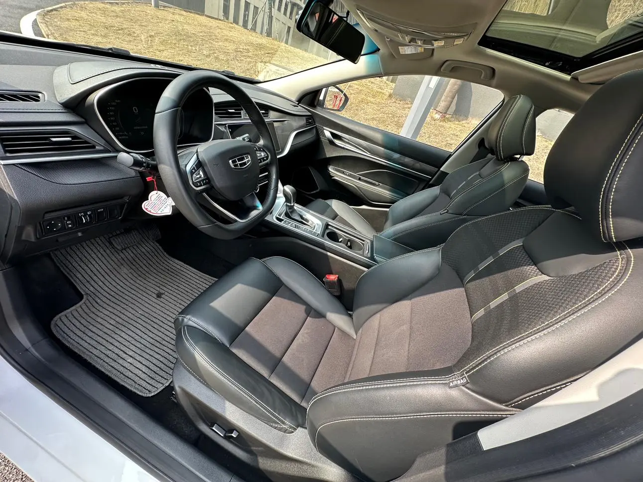 Geely Binrui 1.4T CVT F-Ultimate Edition