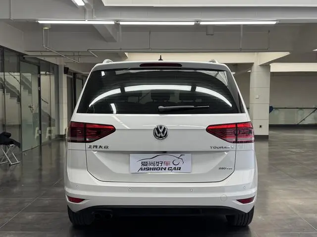Volkswagen Touran L 280TSI Automatic Shuya Version