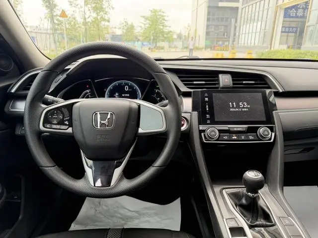 Honda Civic 220TURBO Manual Deluxe Edition