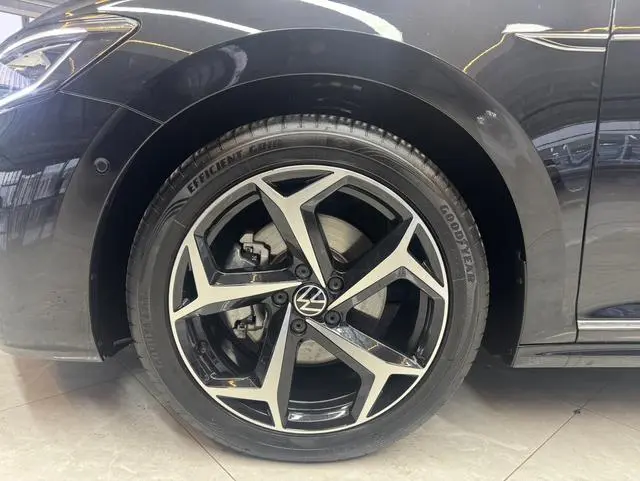 Volkswagen Passat Outstanding 380TSI Starry Sky Longyao Edition
