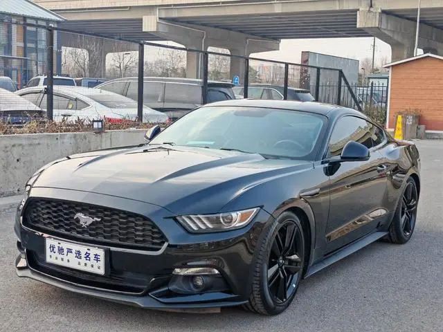 Ford Mustang 2.3T Performance Version