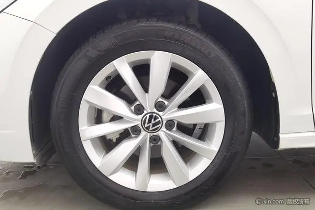 Volkswagen Bora 1.5L automatic comfort intelligent version