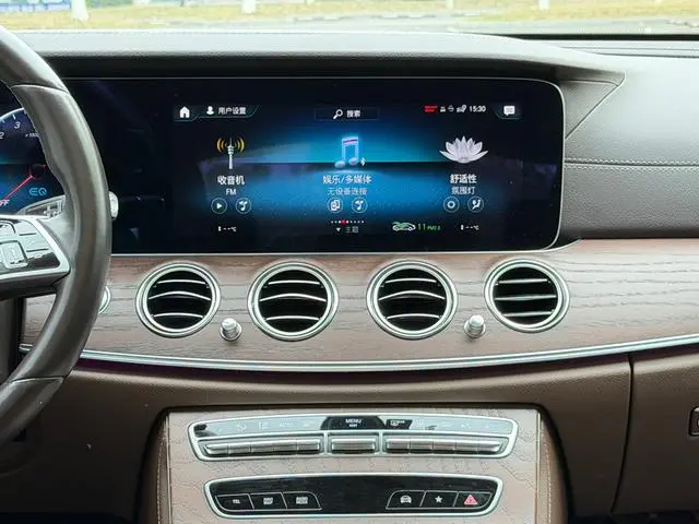 Mercedes-Benz Mercedes-Benz E-class PHEV Facelift E 350 e L sedan