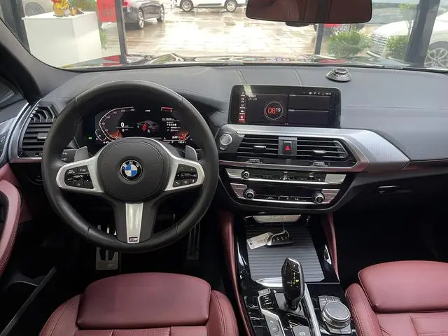 BMW BMW X4 xDrive25i M Sports Yao Ye Suit