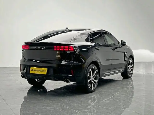 LYNK & CO Lynk 05 2.0TD four-wheel drive Halo