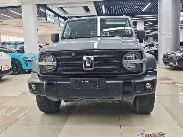 Tank Tank 300 2.0T Conqueror