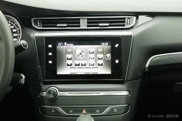 Peugeot Peugeot 408 1.6T Automatic Deluxe Edition