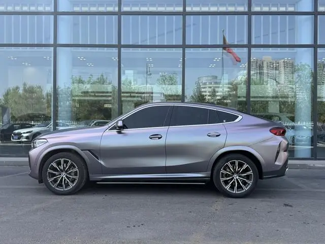 BMW BMW X6 xDrive30i M sports suit