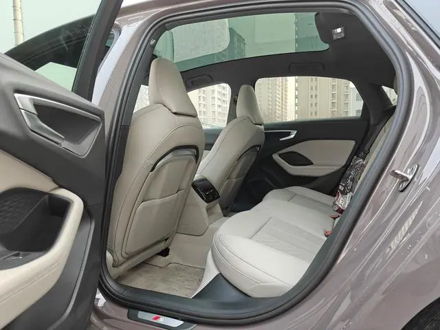 Audi Audi A5L 2.0T Sports Version