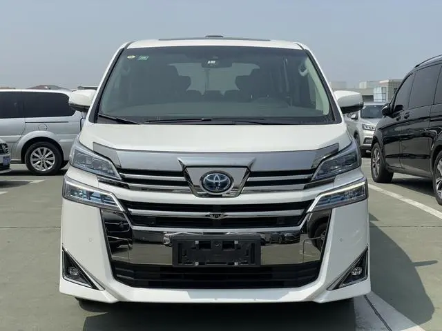 TOYOTA Wilfa Dual engine 2.5L HV Deluxe Edition