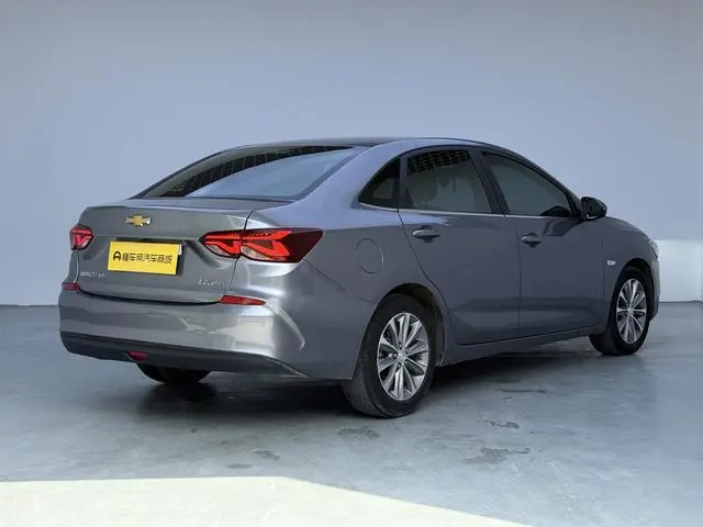 Chevrolet Cruze 320 Automatic Enjoy Edition