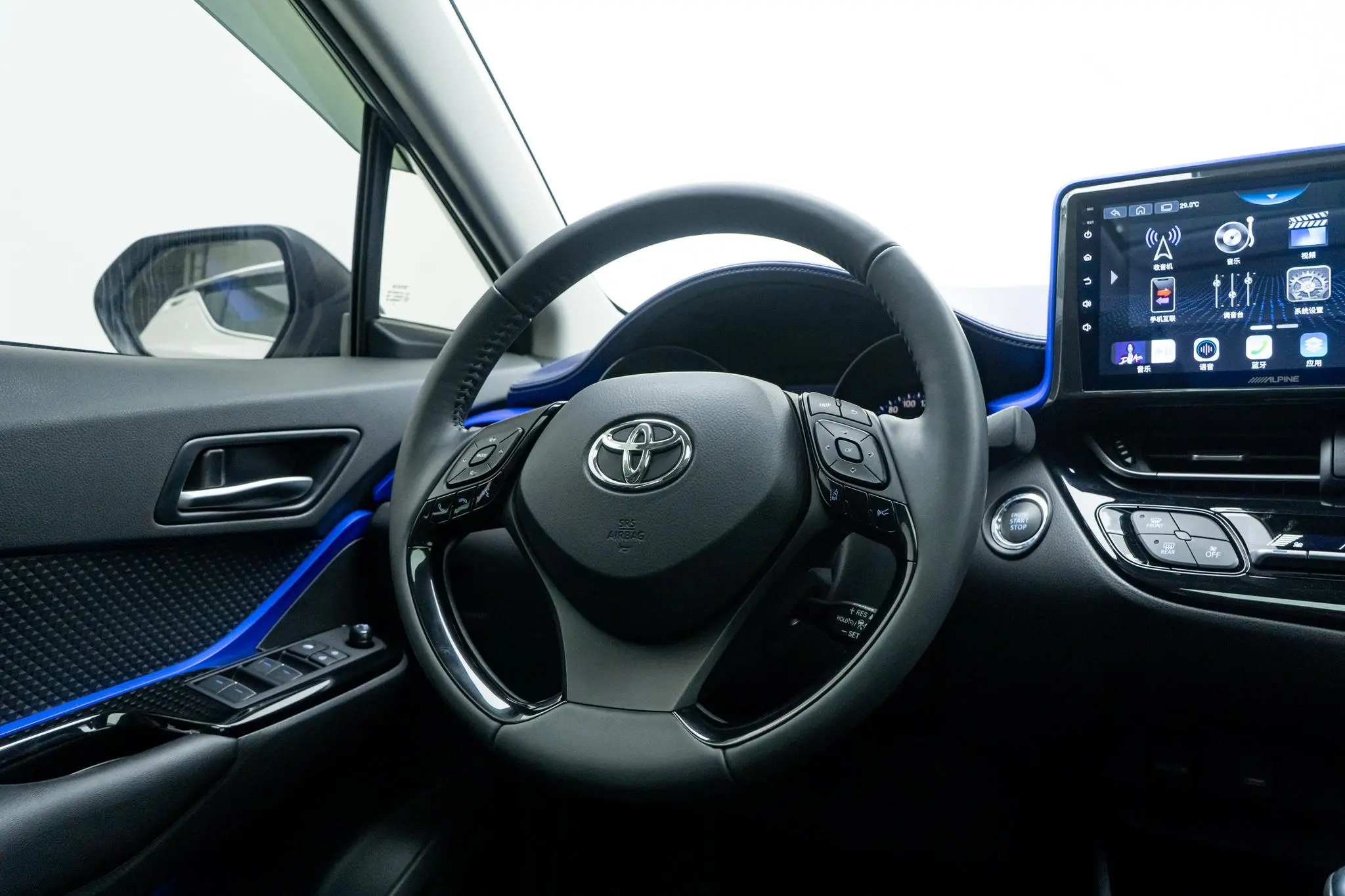 TOYOTA Toyota C-HR 2.0L Deluxe Edition