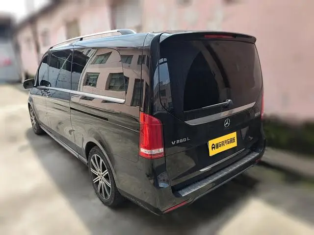 Mercedes-Benz Mercedes-Benz V-class V 260 L Long wheelbase Deluxe Edition