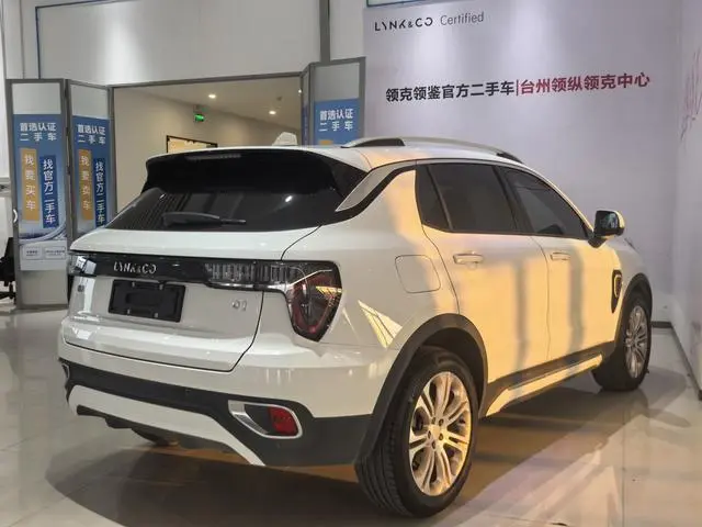 LYNK & CO Lynk 01 2.0T two-wheel drive Pro version