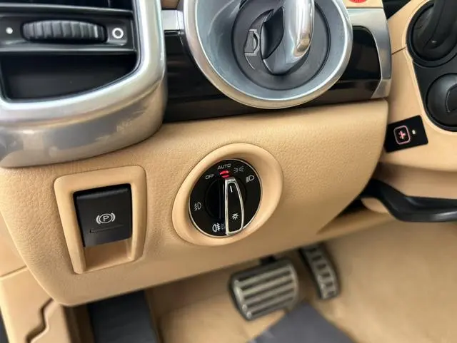 Porsche Cayenne Cayenne Platinum Edition 3.0T