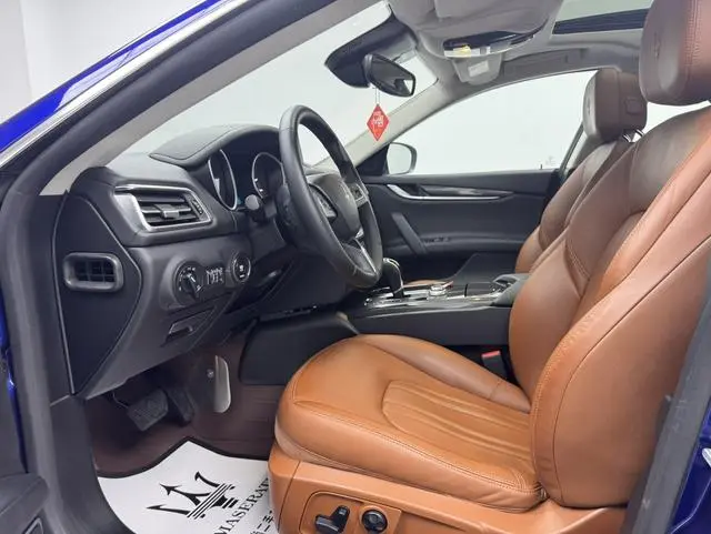 Maserati Ghibli 3.0T Standard Edition