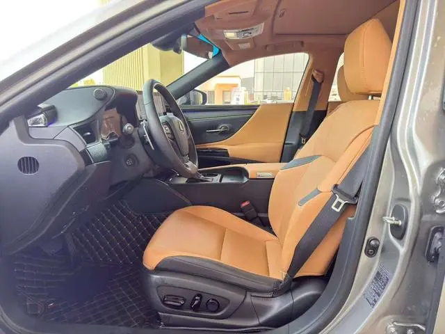Lexus Lexus ES 200 Excellent Edition