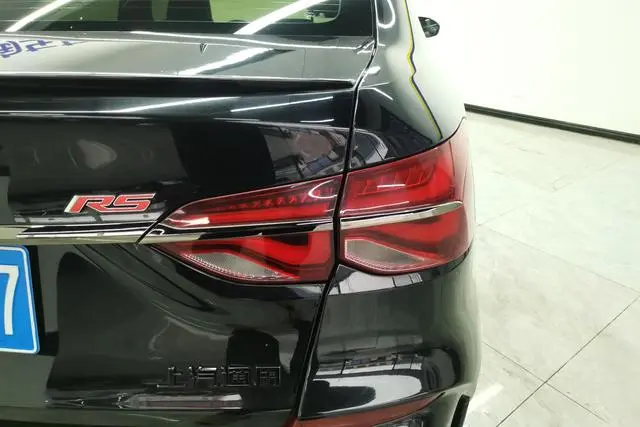 Chevrolet Cruze RS 330T Automatic Fun Version