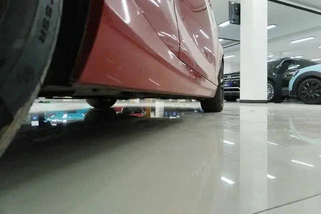 BMW BMW 2 Series (imported) 220i sports design suit