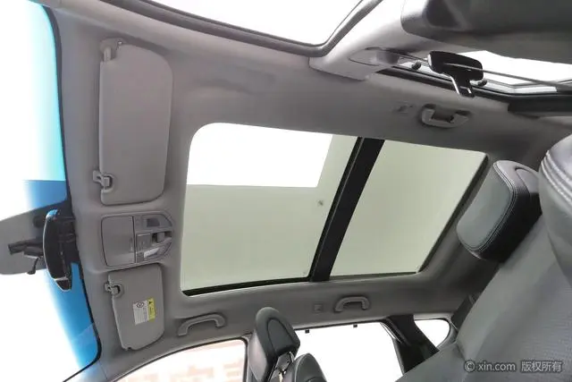 Hyundai Shengda 2.0T automatic two-wheel drive intelligent 7-seater
