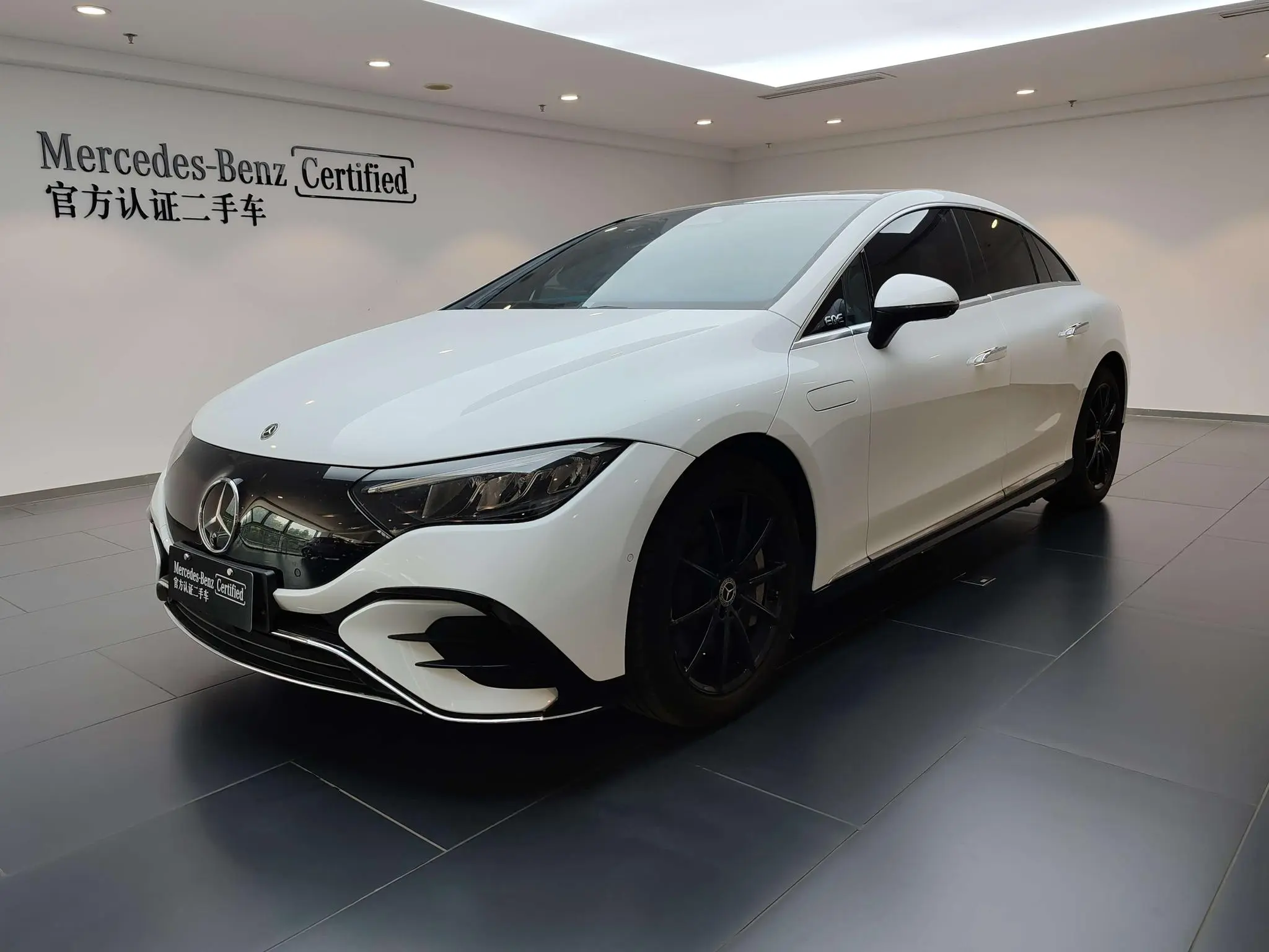 Mercedes-Benz Mercedes-Benz EQE EQE 350 Pioneer Edition