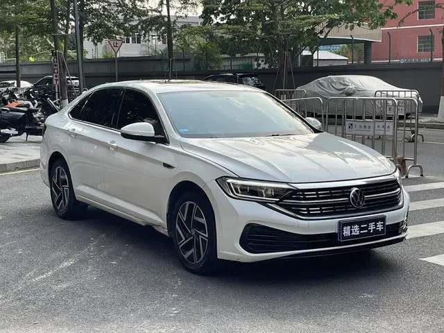 Volkswagen Sagitar 200TSI DSG Beyond Edition