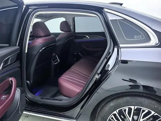 Hongqi Hongqi H5 2.0T Automatic Zhilian Qichang Version