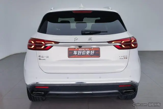 Hongqi Hongqi HS5 Facelift 2.0T Zhilian flag enjoy four-wheel drive version