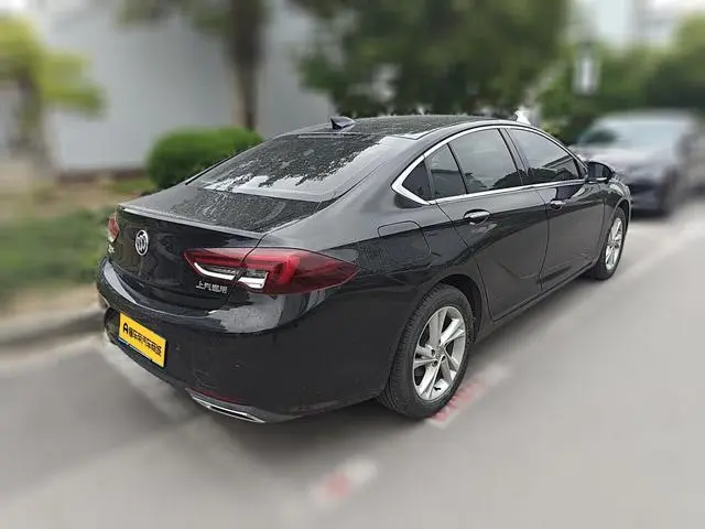 Buick Regal 552T luxury