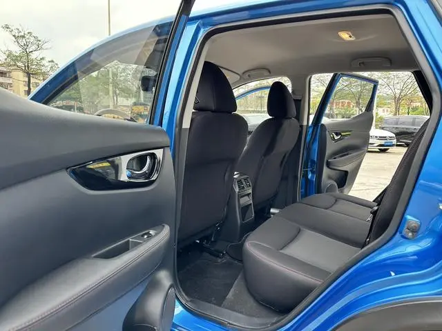 Nissan Qashqai 2.0L CVT Smart Edition