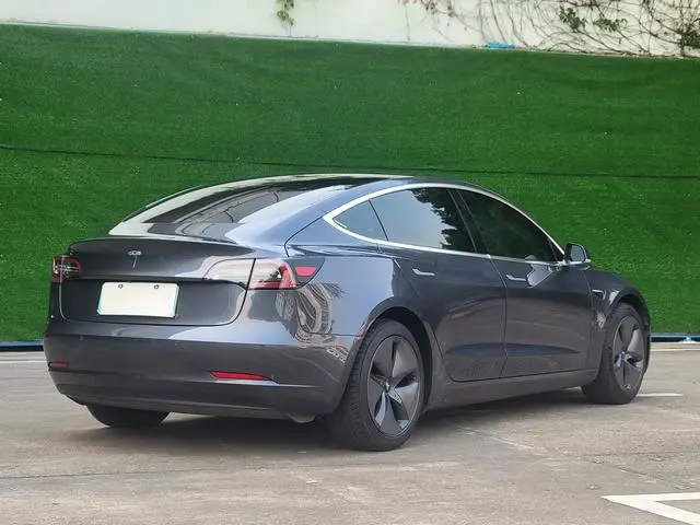 Tesla Model 3 Facelift standard battery life rear drive upgraded version