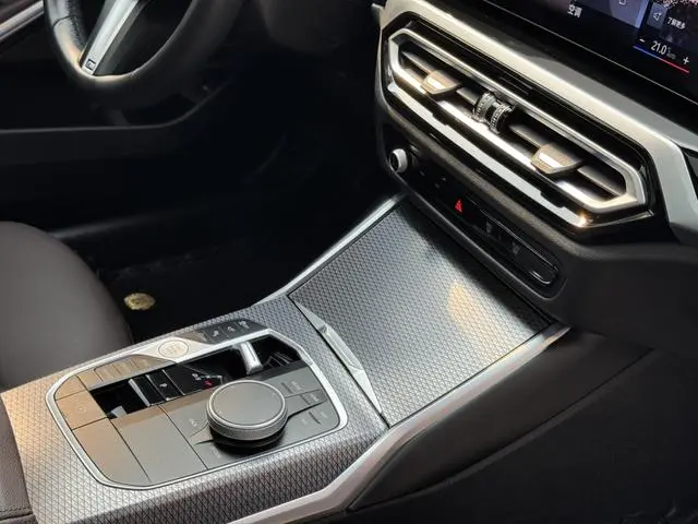 BMW BMW 3 Series 325Li M Sports Yao Ye Suit