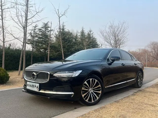 Volvo Volvo S90 PHEV T8 four-wheel drive long battery life Zhiyi Deluxe Edition