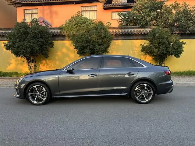 Audi Audi A4L 40 TFSI luxury Elegant Type