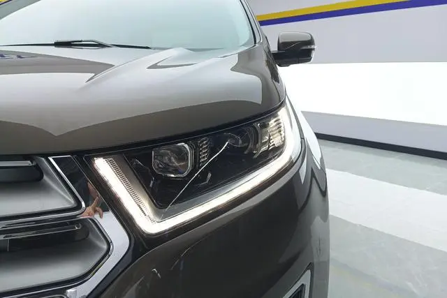 Ford Sharp World EcoBoost 245 two-wheel drive Hao Rui type 7-seater country VI