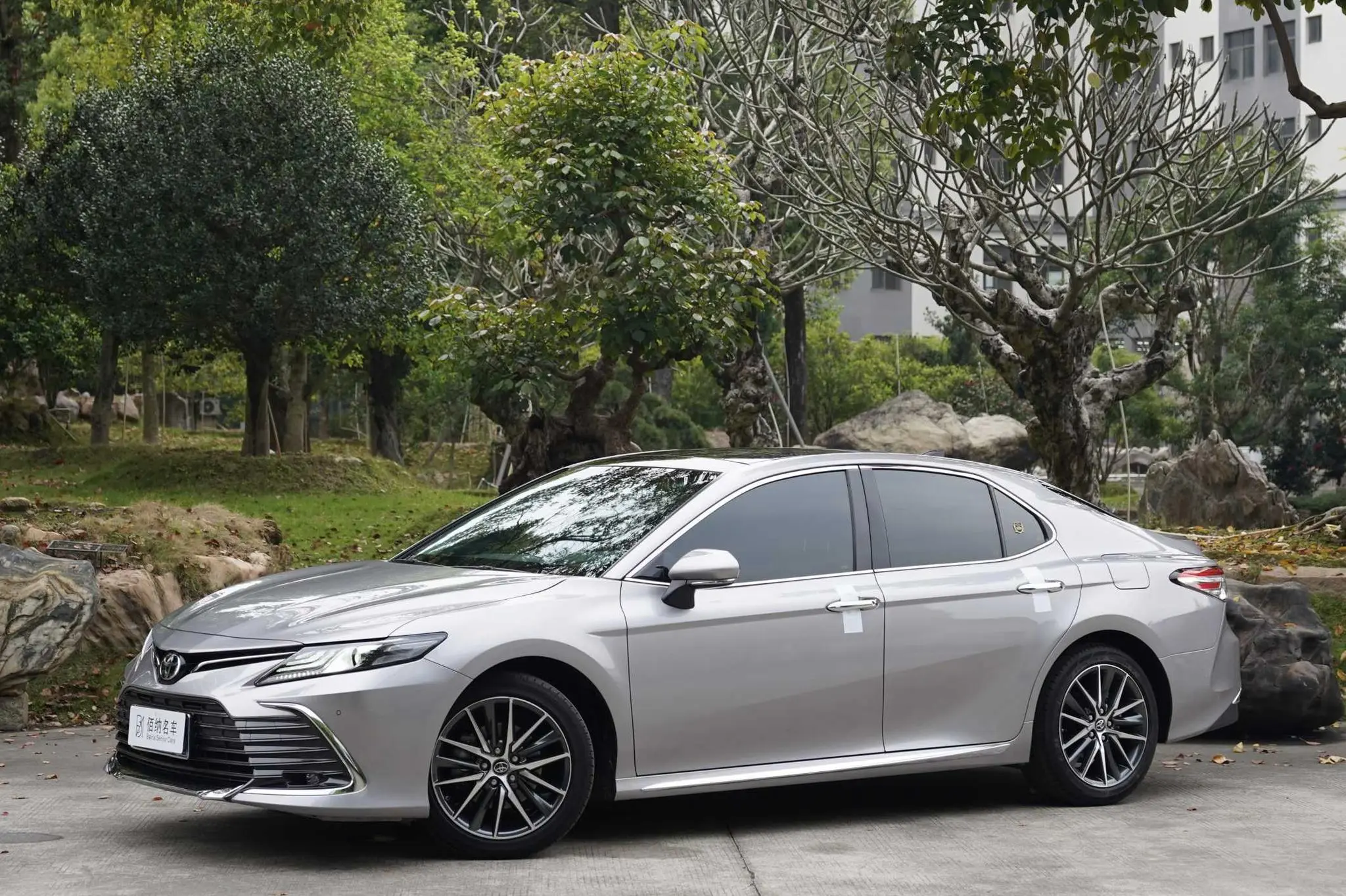 TOYOTA Camry 2.5G Deluxe Edition
