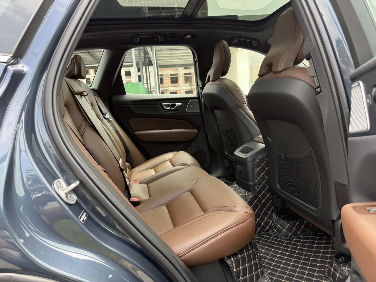 Volvo Volvo XC60 PHEV T8 four-wheel drive long battery life Zhiya Deluxe Edition