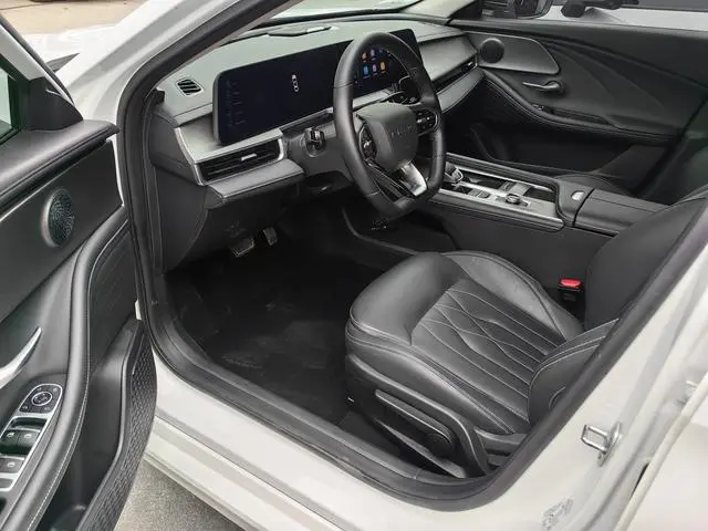 Chery Fulwin Arrizo 8 1.6TGDI DCT Ya